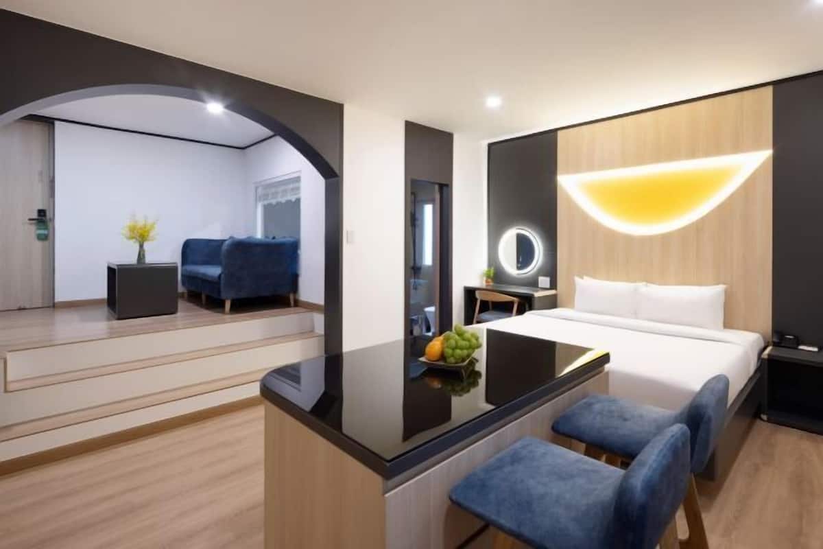 Minibar, coffres-forts dans les chambres, bureau, chambres insonorisées