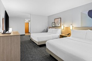 مكتب ومساحة عمل للكمبيوتر المحمول ومكواة/لوح كي وواي فاي مجانًا