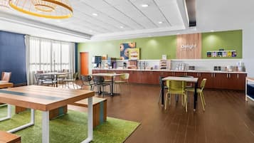 Desayuno continental incluido todos los días