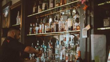 Bar (en la propiedad)