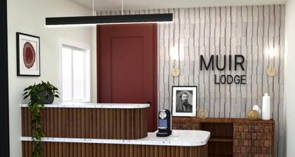 Muir Lodge Motel