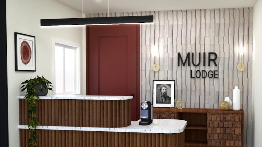 Muir Lodge Motel