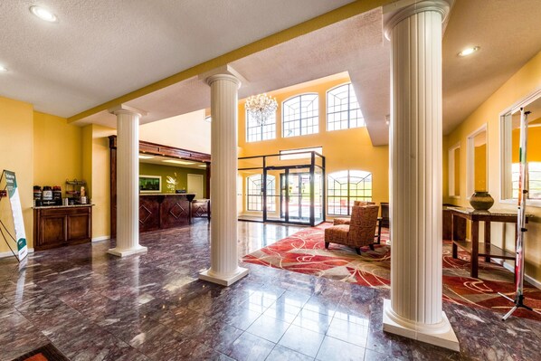 Lobby - Quality Inn University near Downtown (San Marcos)