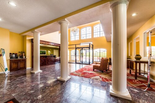 Quality Inn University near Downtown