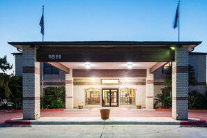 Exterior - Quality Inn University near Downtown (San Marcos)
