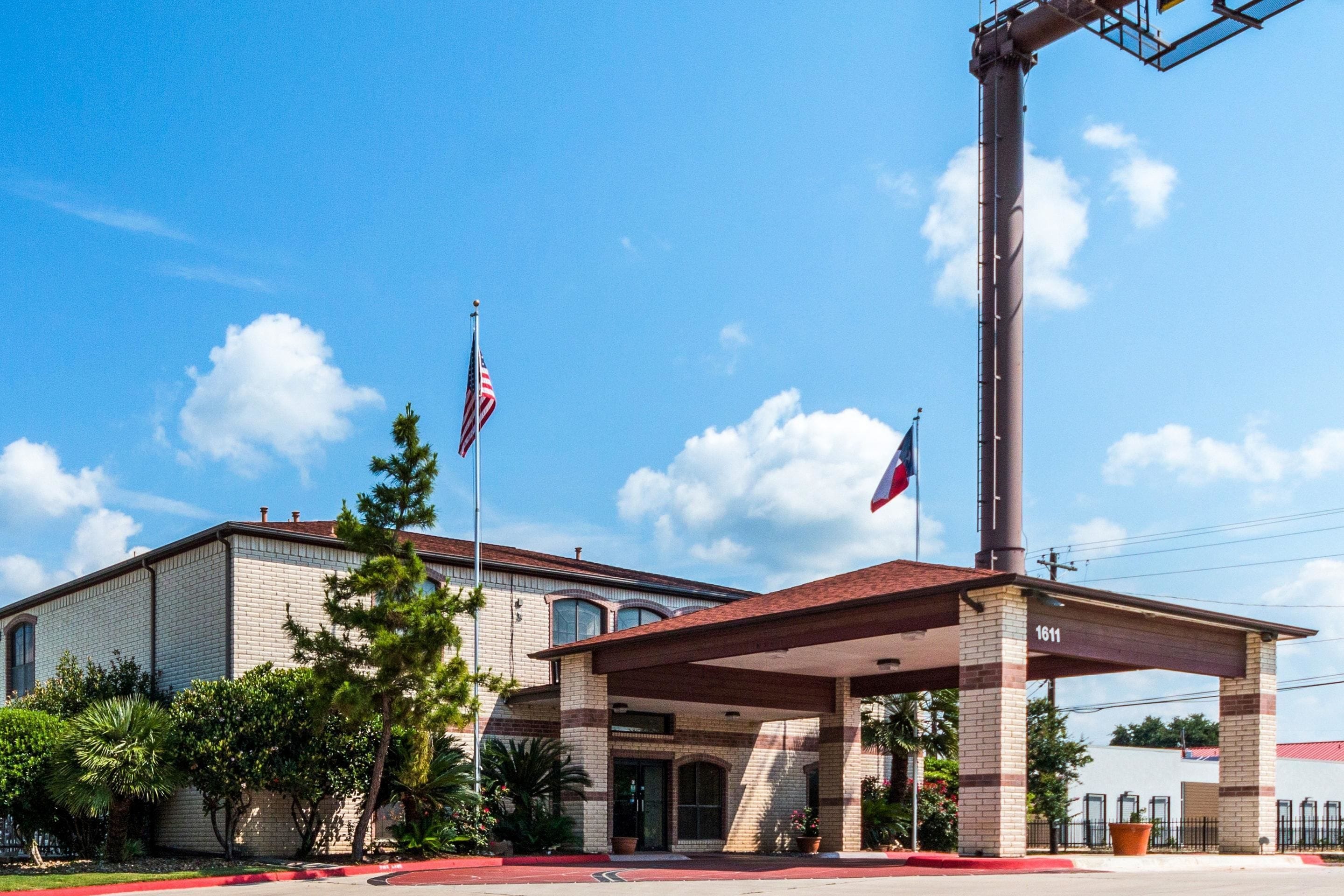 Photo - Quality Inn University near Downtown