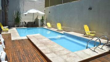 Outdoor pool, pool umbrellas