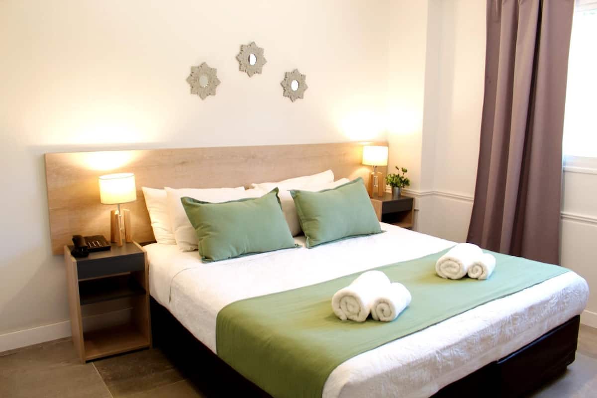 Ropa de cama de alta calidad, edredón y camas con pillow-top