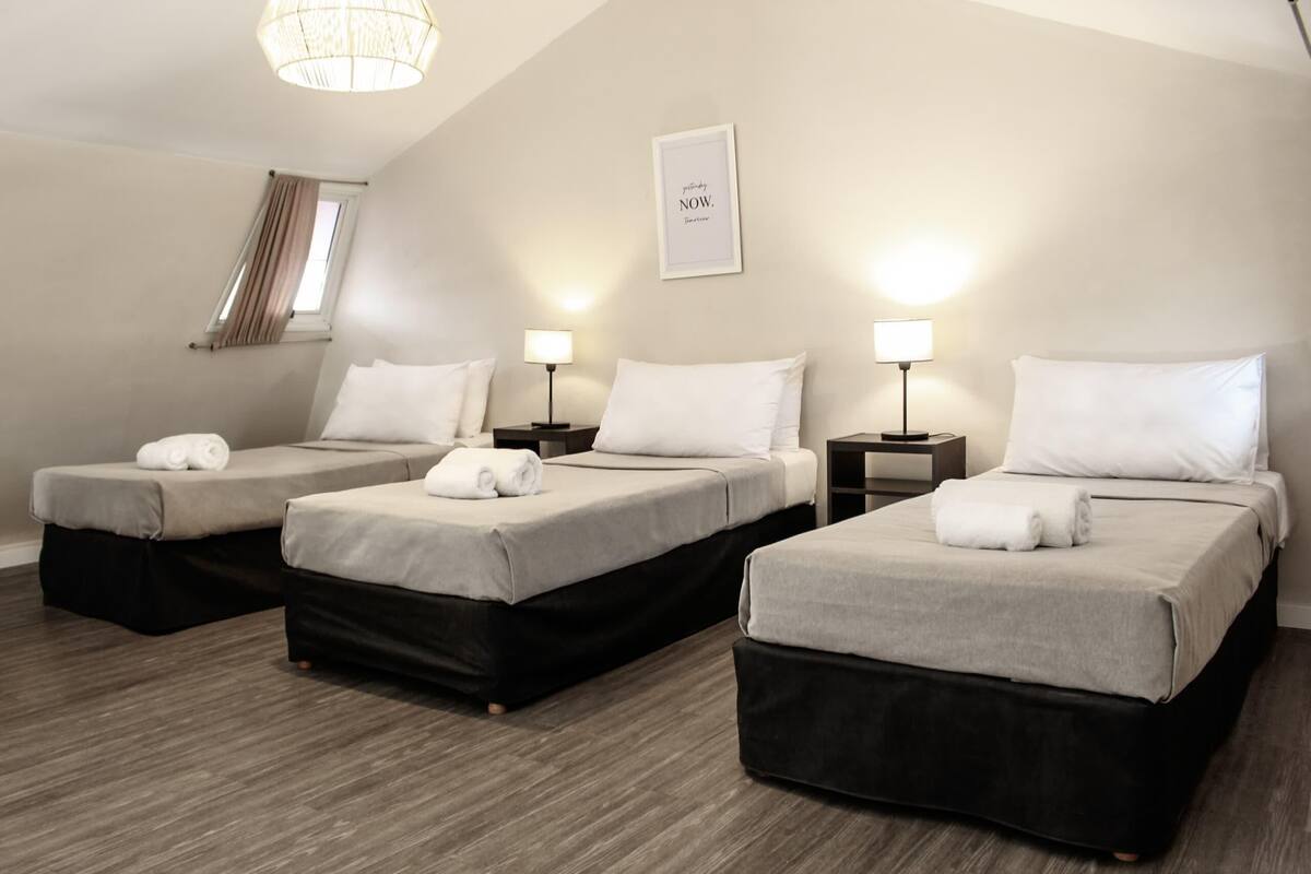 Ropa de cama de alta calidad, edredón y camas con pillow-top