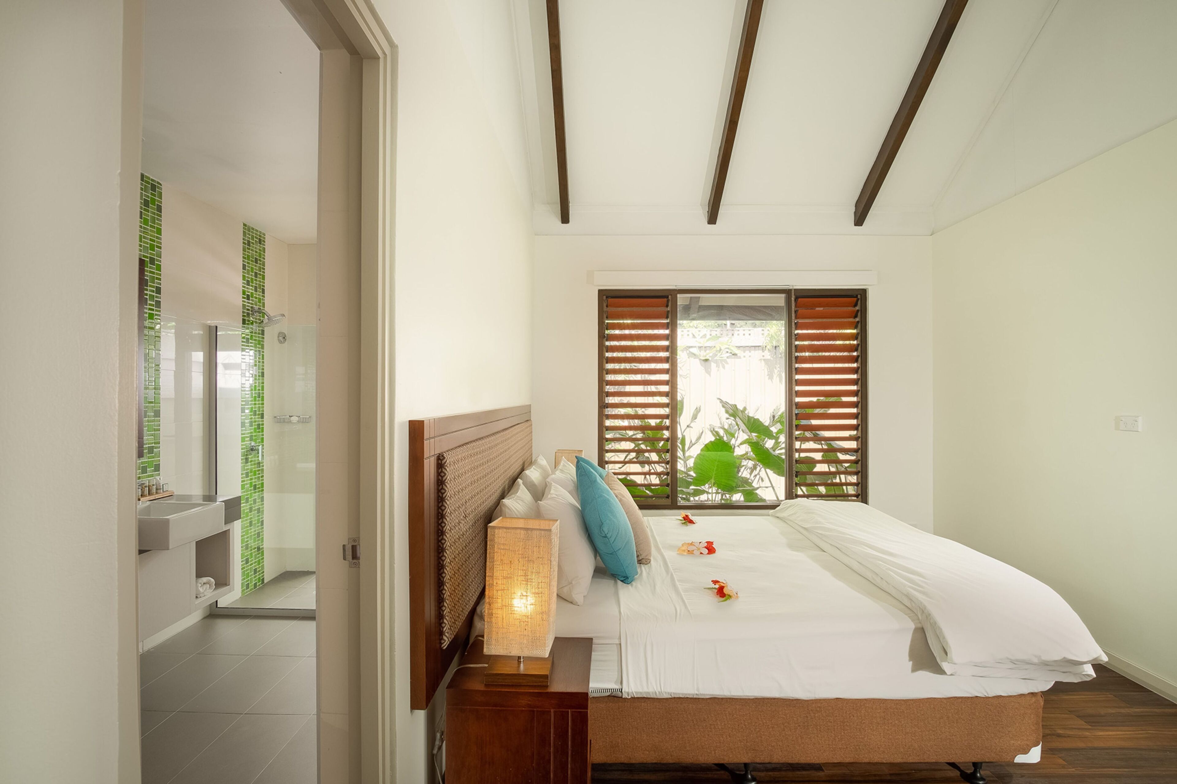 2 bedroom beachfront villa | premium bedding, pillow-top beds, minibar, in-room safe