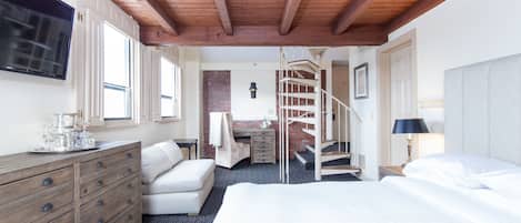 1 bedroom, premium bedding, in-room safe, individually decorated