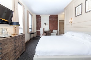 1 bedroom, premium bedding, in-room safe, individually decorated