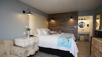 Classic (Non- Pet) King Room | 1 ๊ฐ์ ์นจ์ค, ๊ณ ๊ธ ์นจ๊ตฌ, ์ค๋ฆฌ/๊ฑฐ์ํธ ์ด๋ถ, ๊ฐ๊ฐ ๋ค๋ฅธ ์คํ์ผ์ ์ธํ
๋ฆฌ์ด