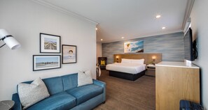 Suite estudio, 1 cama King size y sofá cama, en esquina | Ropa de cama de alta calidad, edredón y camas con pillow-top