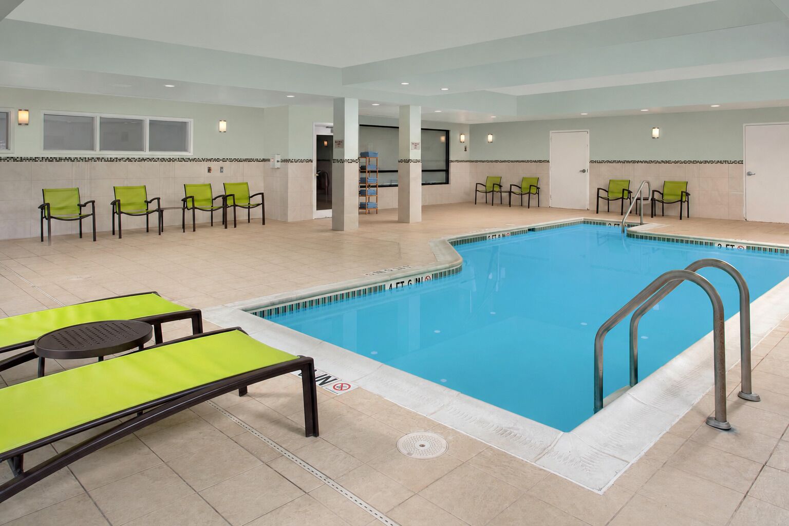Una piscina techada