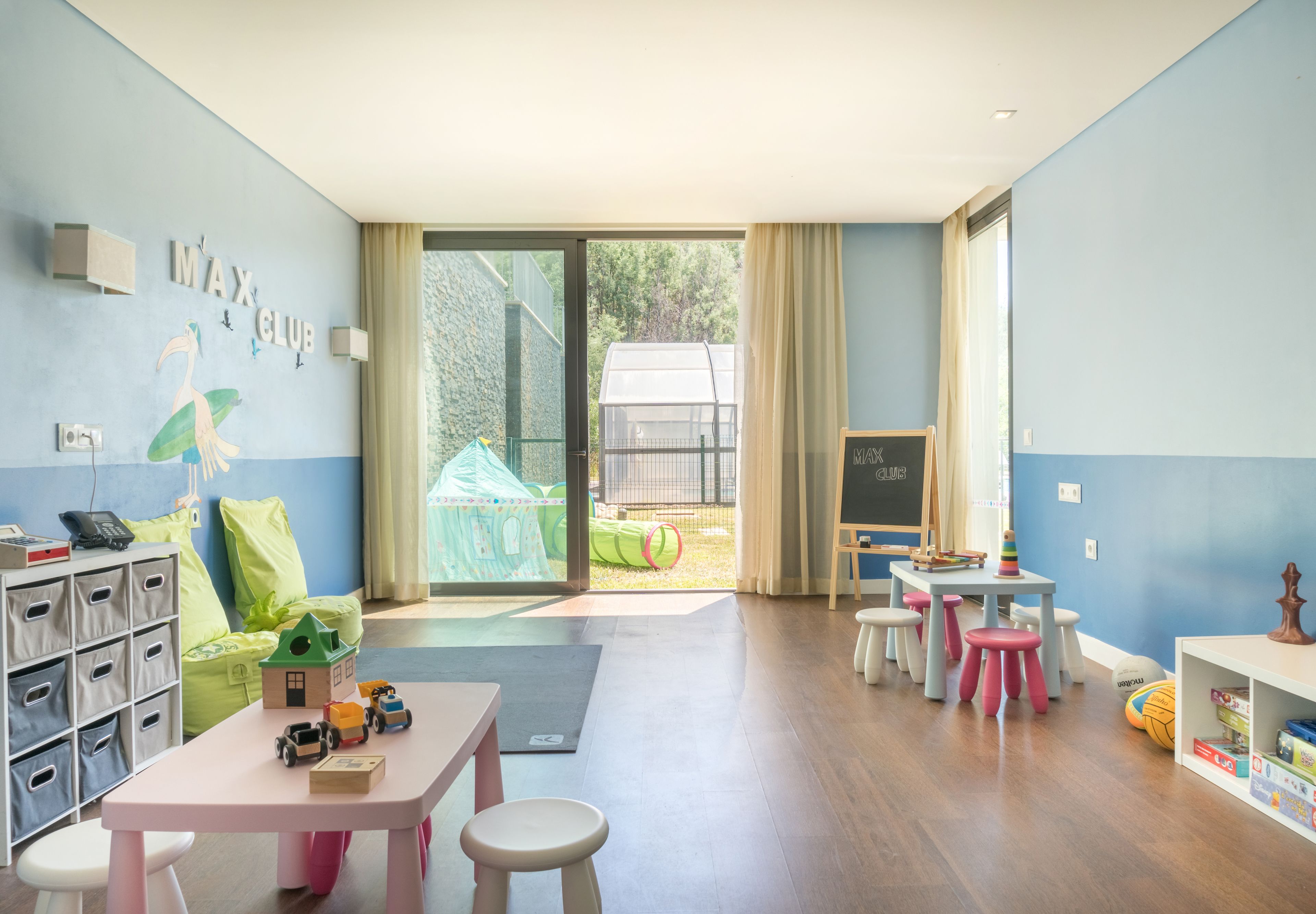 children’s play area – indoor