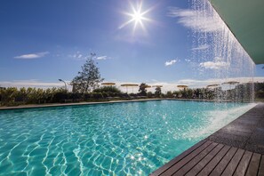 2 outdoor pools, open 9:00 AM to 7:00 PM, pool umbrellas, pool loungers - Monchique Resort & Spa (Monchique)