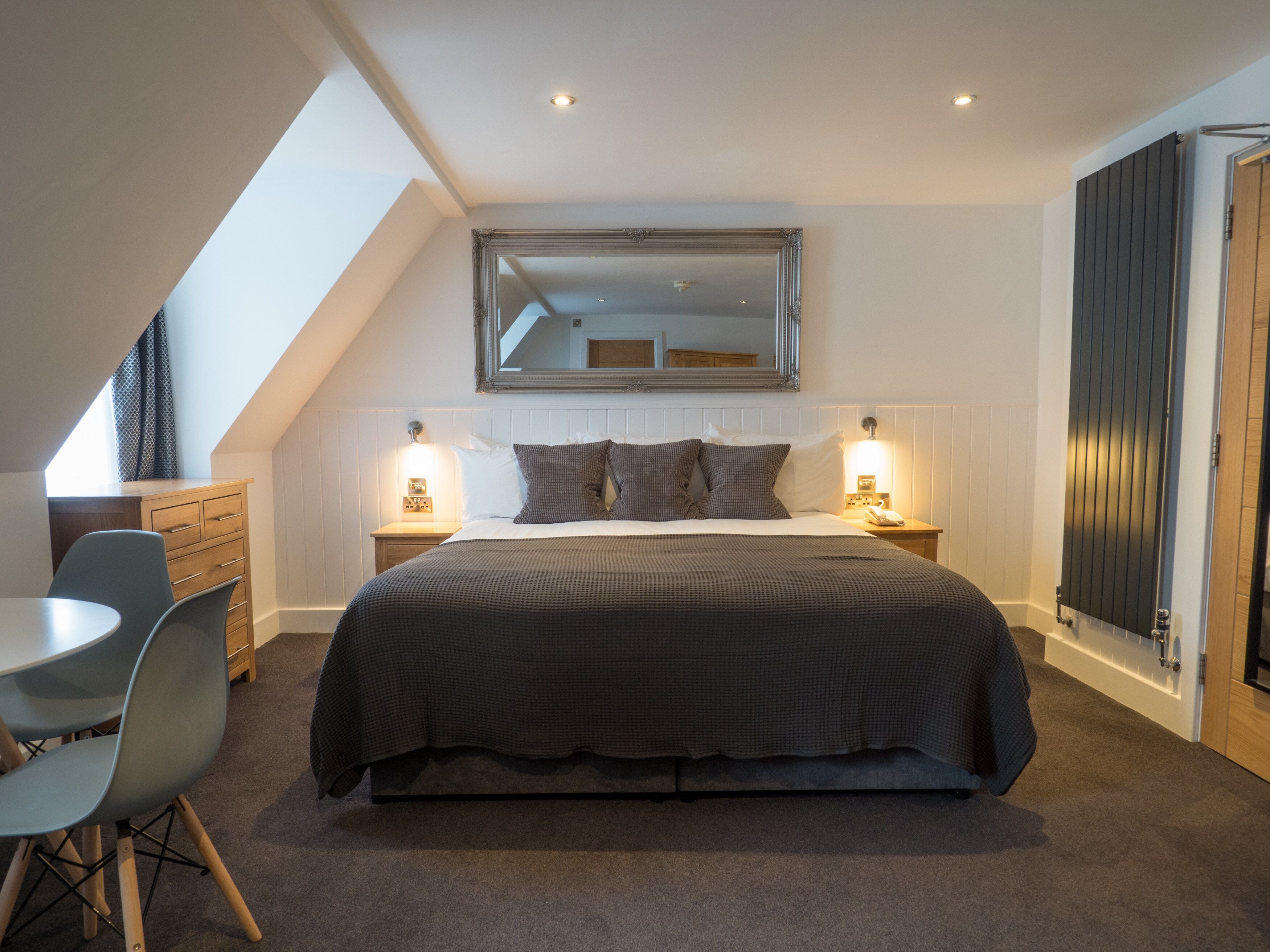 king room with sofa bed | 1 bedroom, iron/ironing board, free wifi, bed sheets