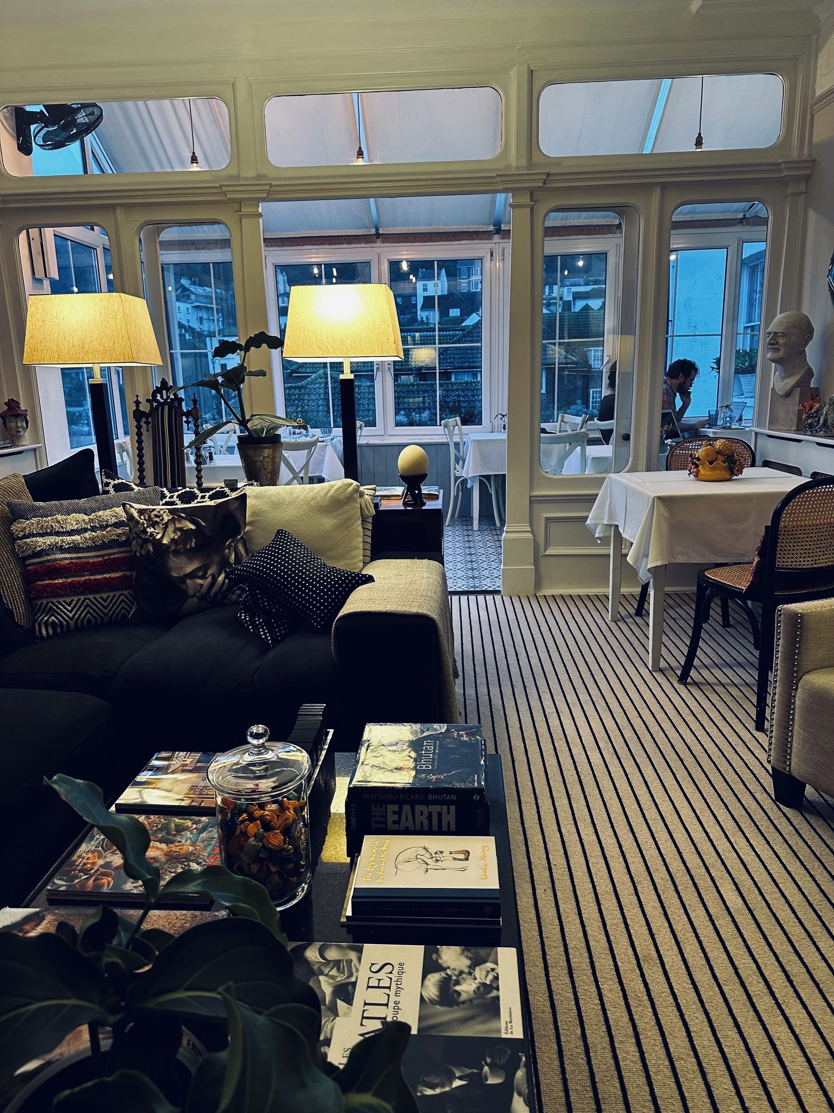 Photo - The Laindons