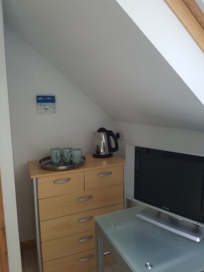 Eden Room | Coffee and/or coffee maker - Meadow Oak (Bodmin)