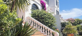 Hôtel des Mimosas
