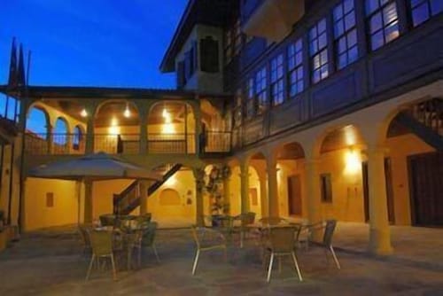 Anemon Kula - Special Class