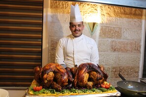 منطقة خارجية لإقامة الولائم والاحتفالات
