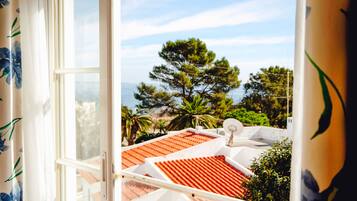 Duplex, 1 quarto, vista parcial para o mar | Vista do quarto