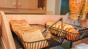 Petit déjeuner préparé sur commande servi tous les jours en supplément