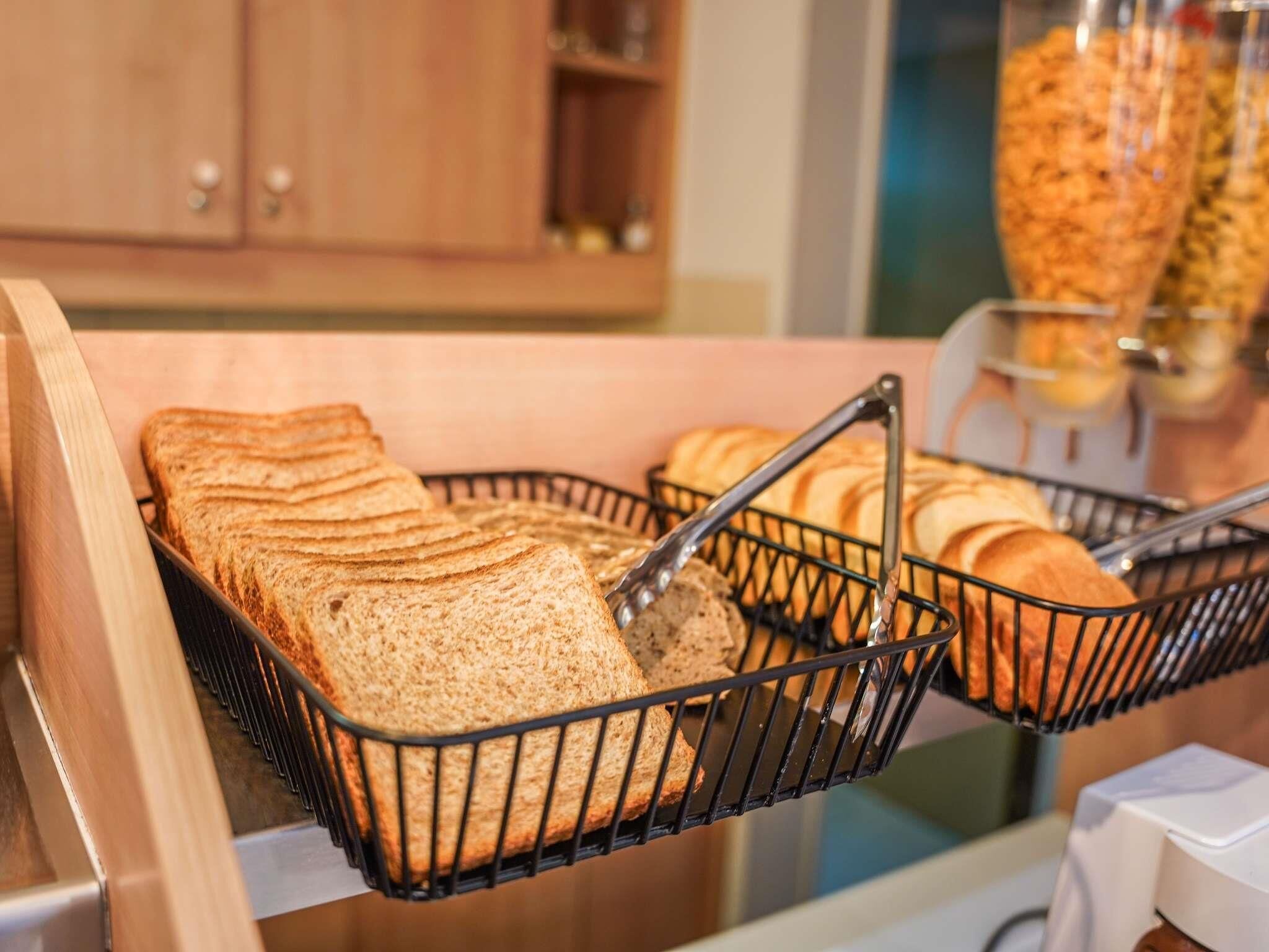 Daily cooked-to-order breakfast for a fee