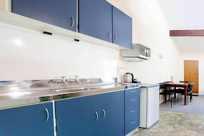 Suite Standard, 2 chambres, non-fumeurs, cuisine (units) | Coin cuisine privé