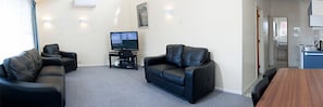 Suite Standard, 2 chambres, non-fumeurs, cuisine (units) | Salle de séjour