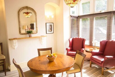 Wakefield Limes Lodge