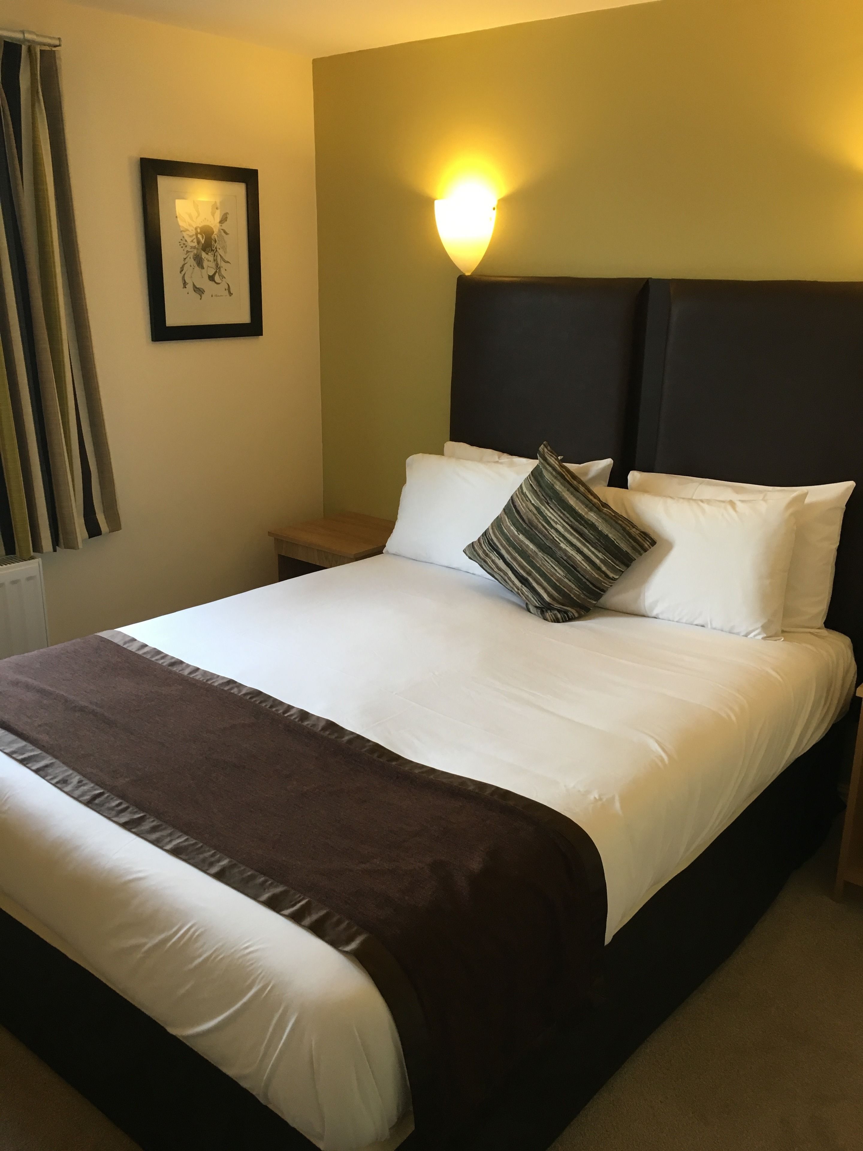 standard double room | desk, iron/ironing board, free wifi