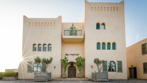 واجهة المنشأة
