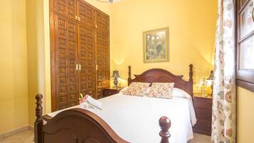 Planxa i posts de planxar i wifi gratuïta