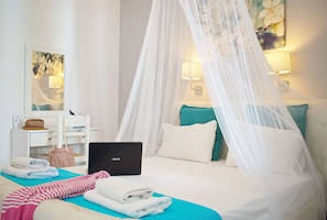 Minibar, soundproofing, iron/ironing board, free WiFi - Camara Hotel (Naxos)