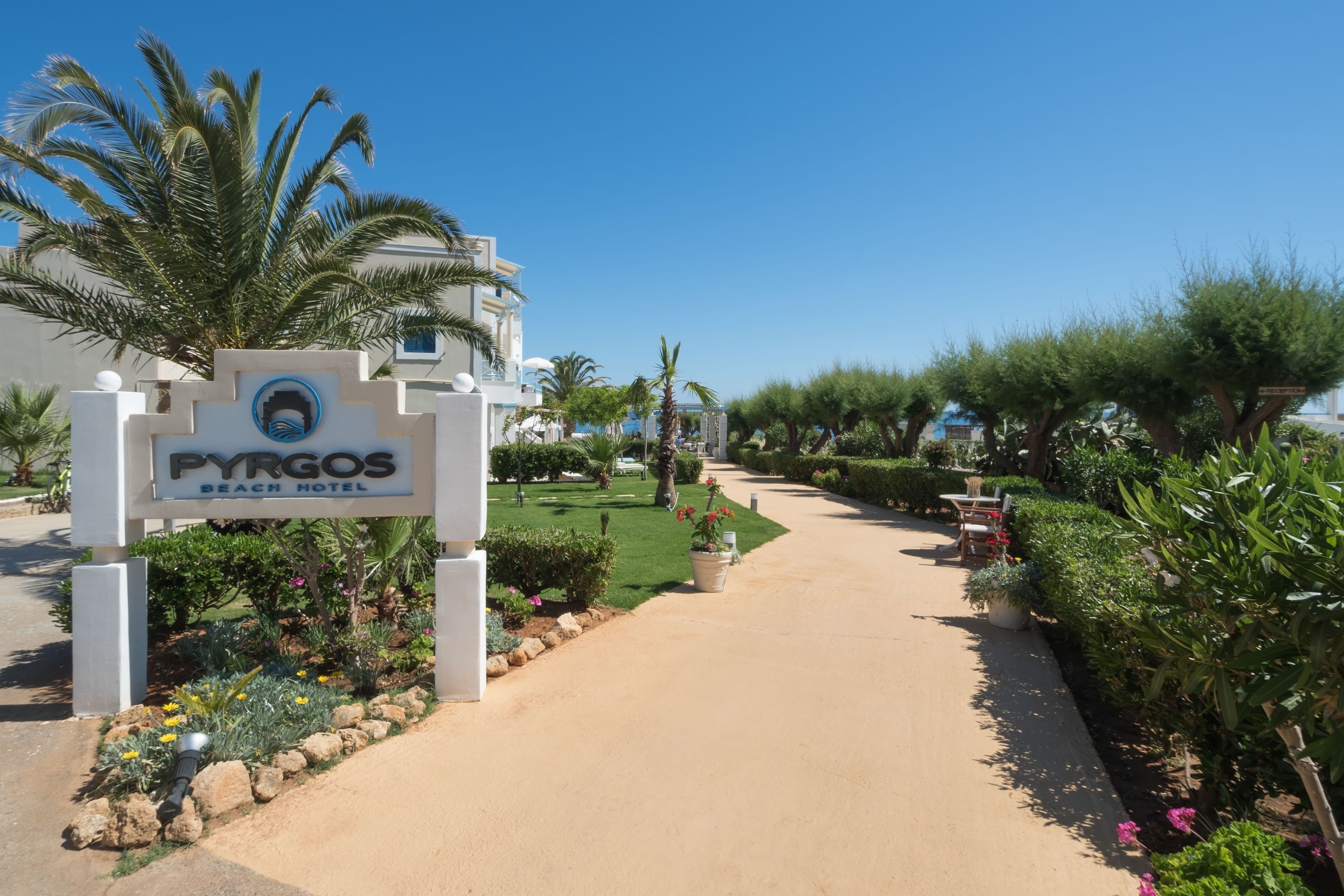 Photo - Pyrgos Beach Hotel Apartments