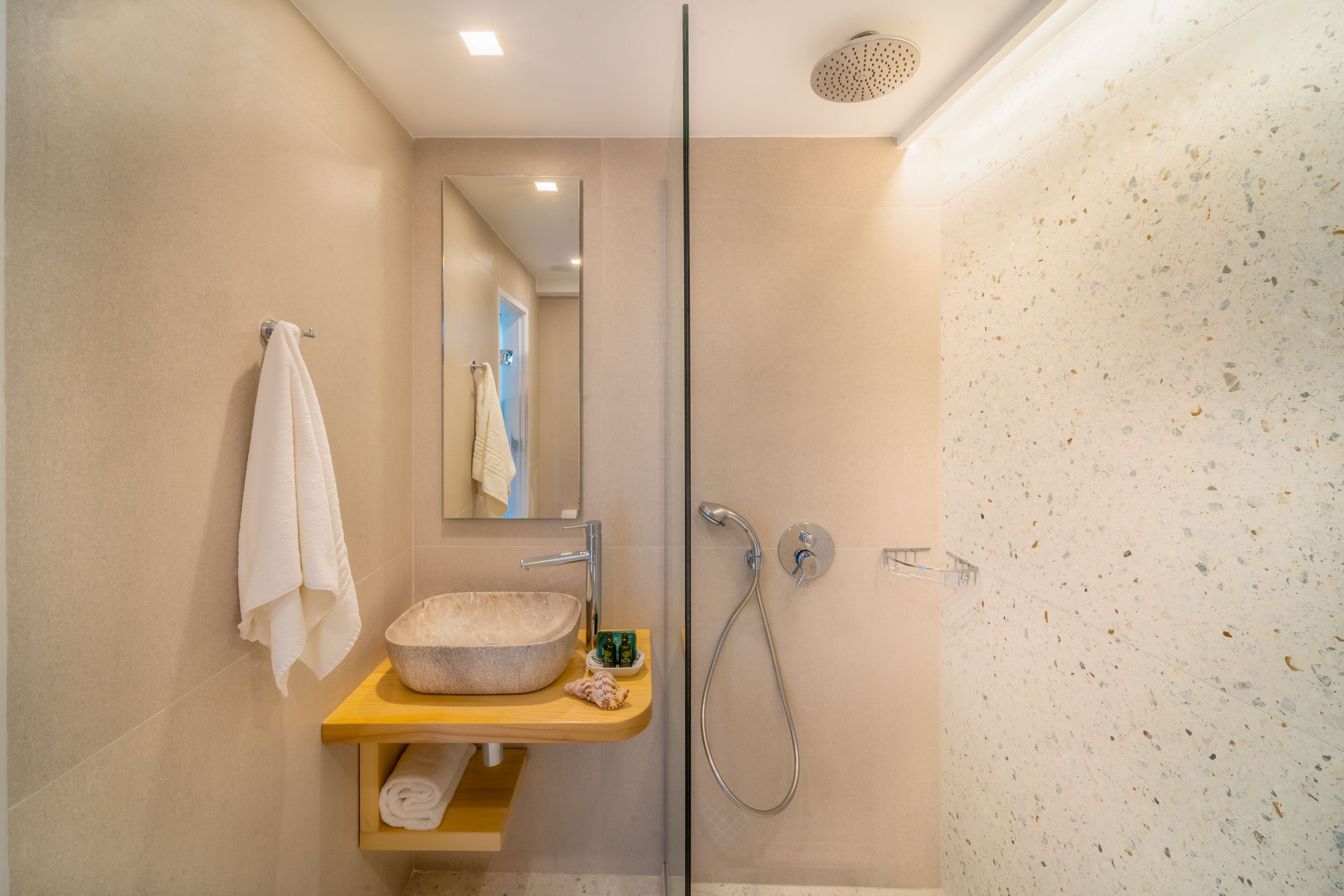 Photo - Pyrgos Beach Hotel Apartments