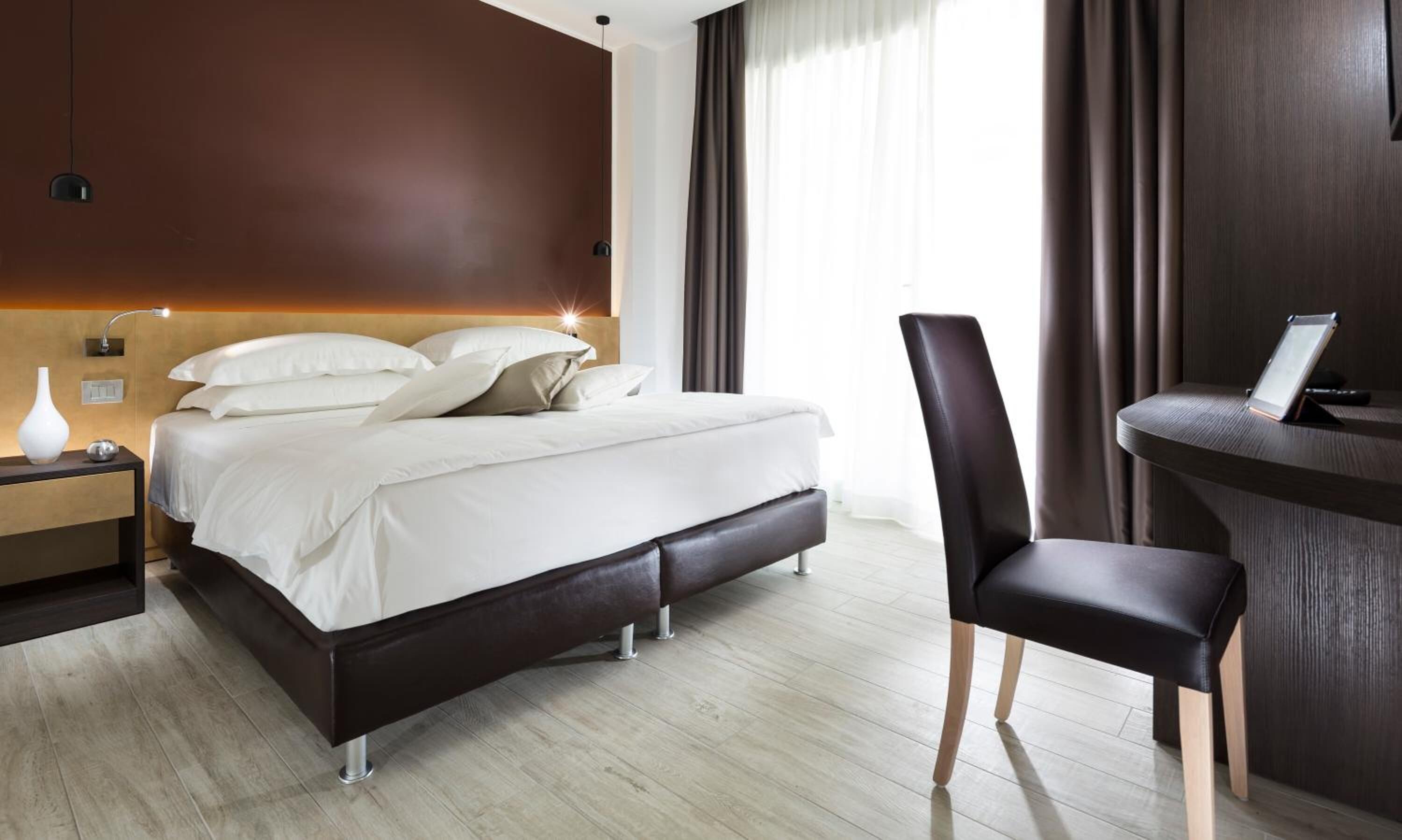 minibar, in-room safe, desk, soundproofing