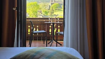 Deluxe Double Room | Desk, soundproofing, free WiFi, bed sheets