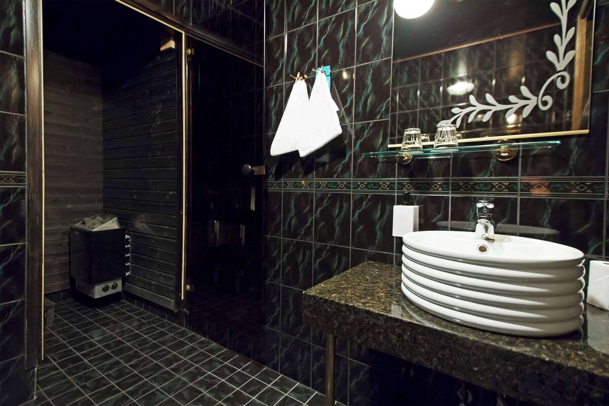 1 bedroom, minibar, in-room safe, desk