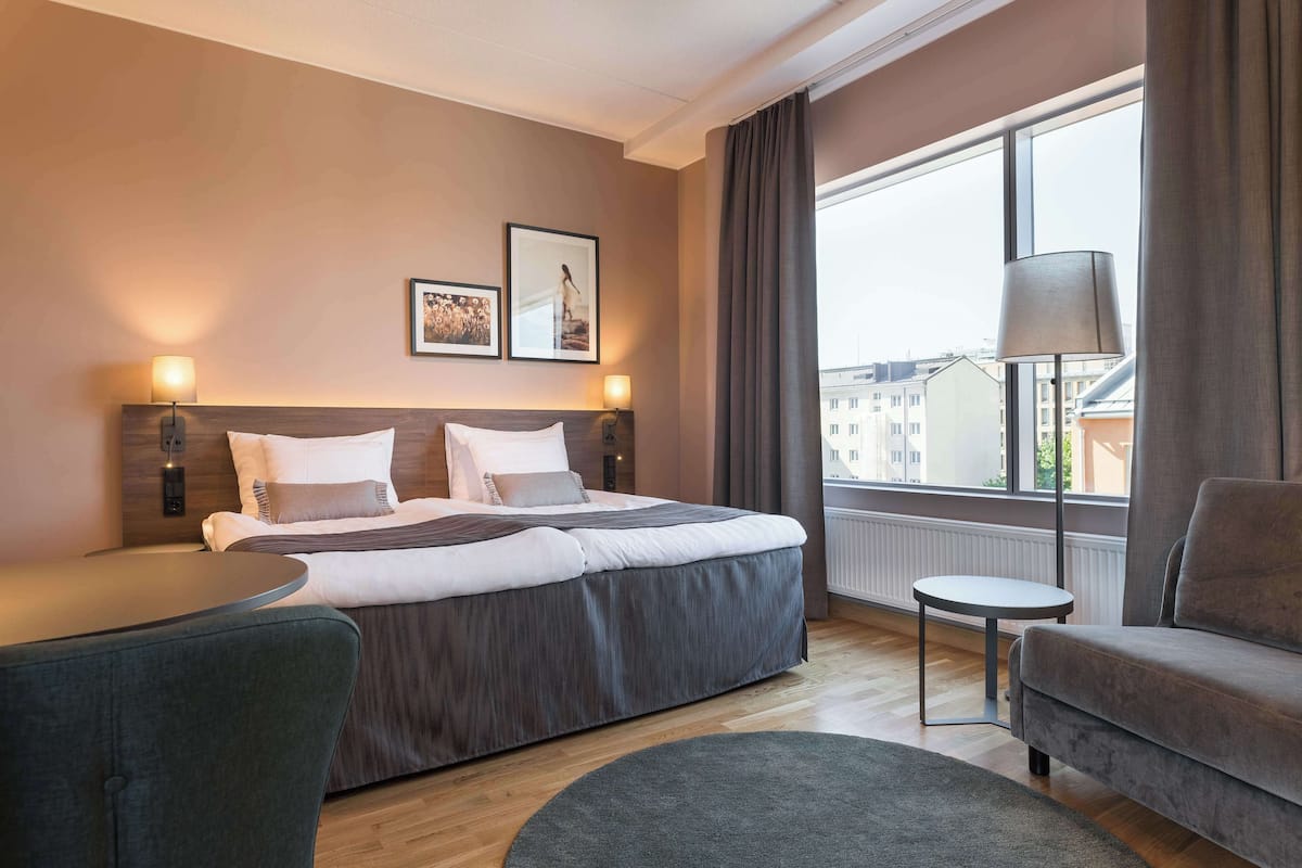 family room, 1 king bed, annex building (three | superior) | 1 bedroom, minibar, in-room safe, desk