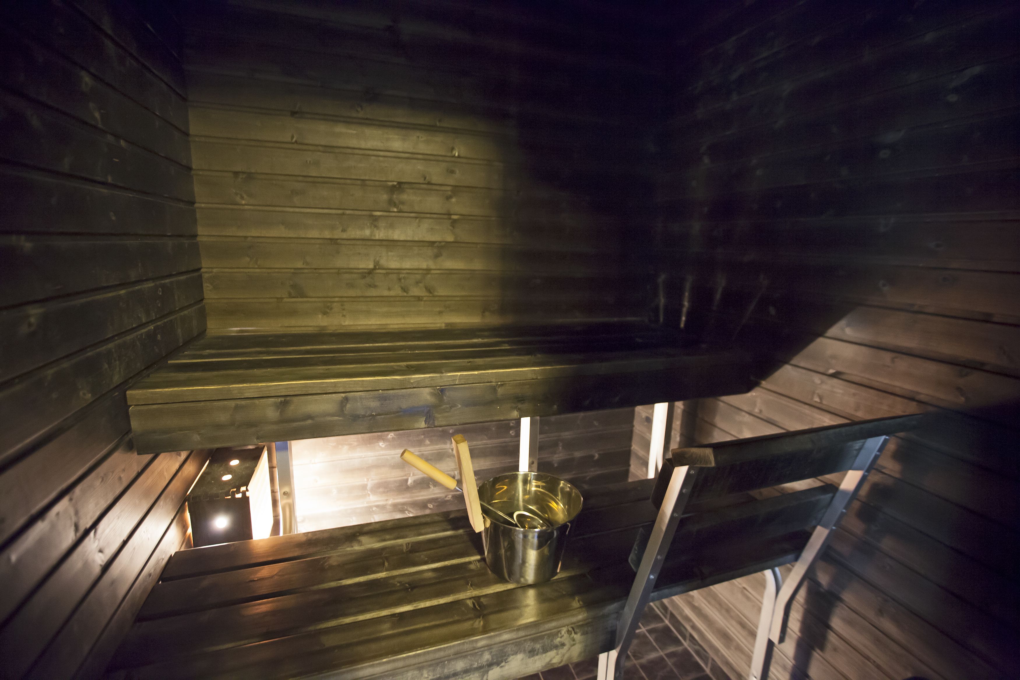 standard room, 1 king bed | steam room