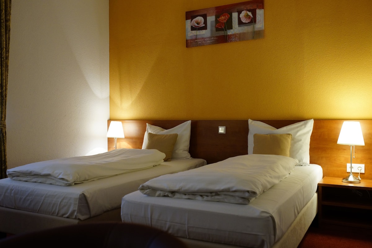 standard single room | desk, laptop workspace, blackout curtains, soundproofing