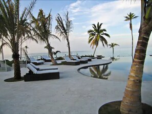 Outdoor pool, pool loungers