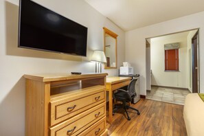 Escriptori i espai de treball apte per a portàtils 