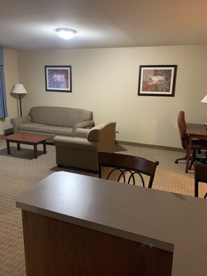 Deluxe Room, 1 Bedroom | Iron/ironing board, free WiFi, bed sheets, alarm clocks - Corporate East Hotel (Ulysses)