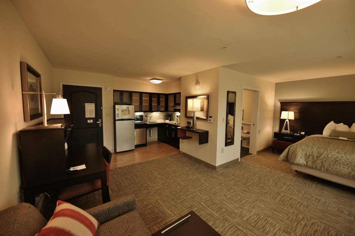 In-room safe, desk, laptop workspace, blackout curtains