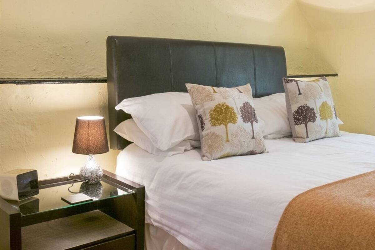 double room, ensuite | bathroom